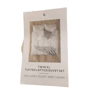 BP Twin XLTufted‎ Lattice Duvet Set